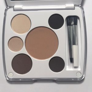 em Cosmetics Eyeshadow Palette (nude shades)